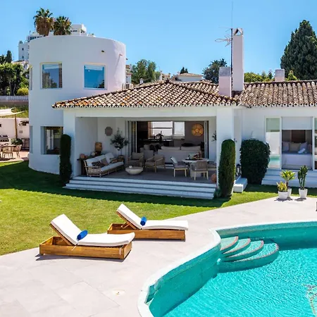 Vacation I Moss, Ibiza-style Villa, Golf-front, Swimming-pool, Biohacking, Sauna, Fire-pit Lounge, 7min From Puerto Banus Vila *