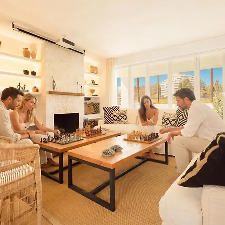 Vacation I Moss, Ibiza-style Villa, Golf-front, Swimming-pool, Biohacking, Sauna, Fire-pit Lounge, 7min From Puerto Banus Vila Marbella